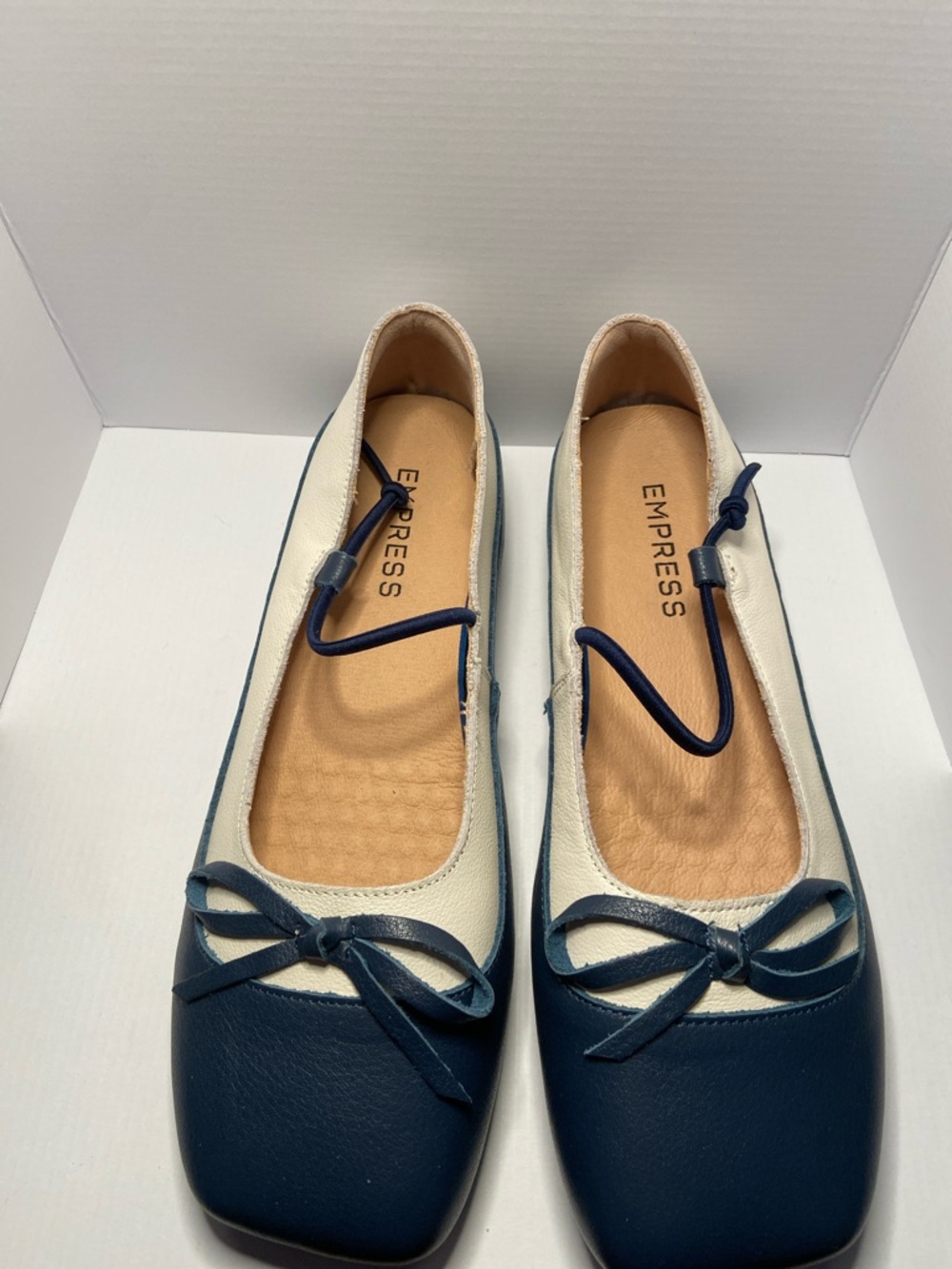 Empress Two-Tone Navy and Cream Bow Ballet Flats